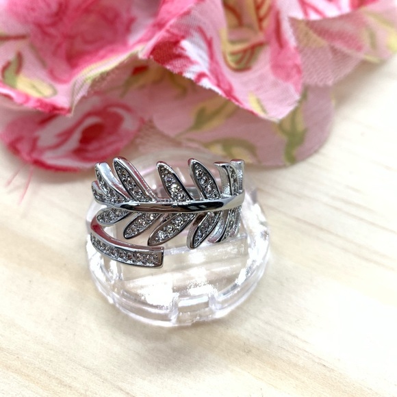 Silver CZ Resizable Ring - Picture 2 of 8